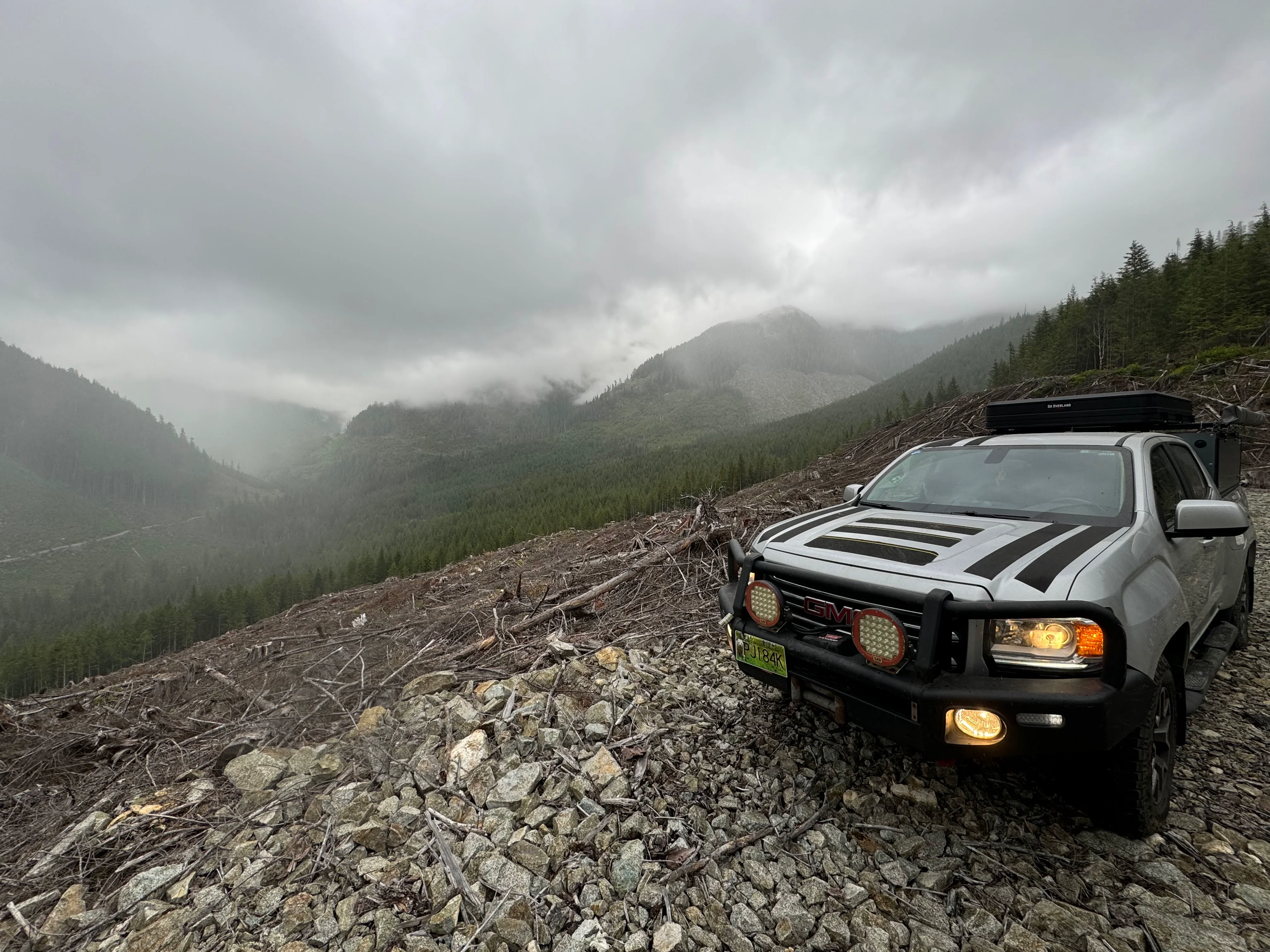 Low profile design minimizes wind resistance and weight impact